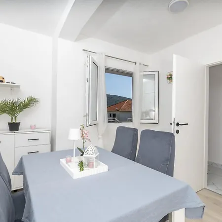 With Parking Space Stari Grad, Hvar - 8697 Апартаменты